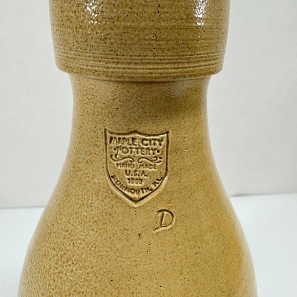 Vintage Maple City Pottery Jug Matamoras PA  Salt Glaze Blue - Picture 4 of 6